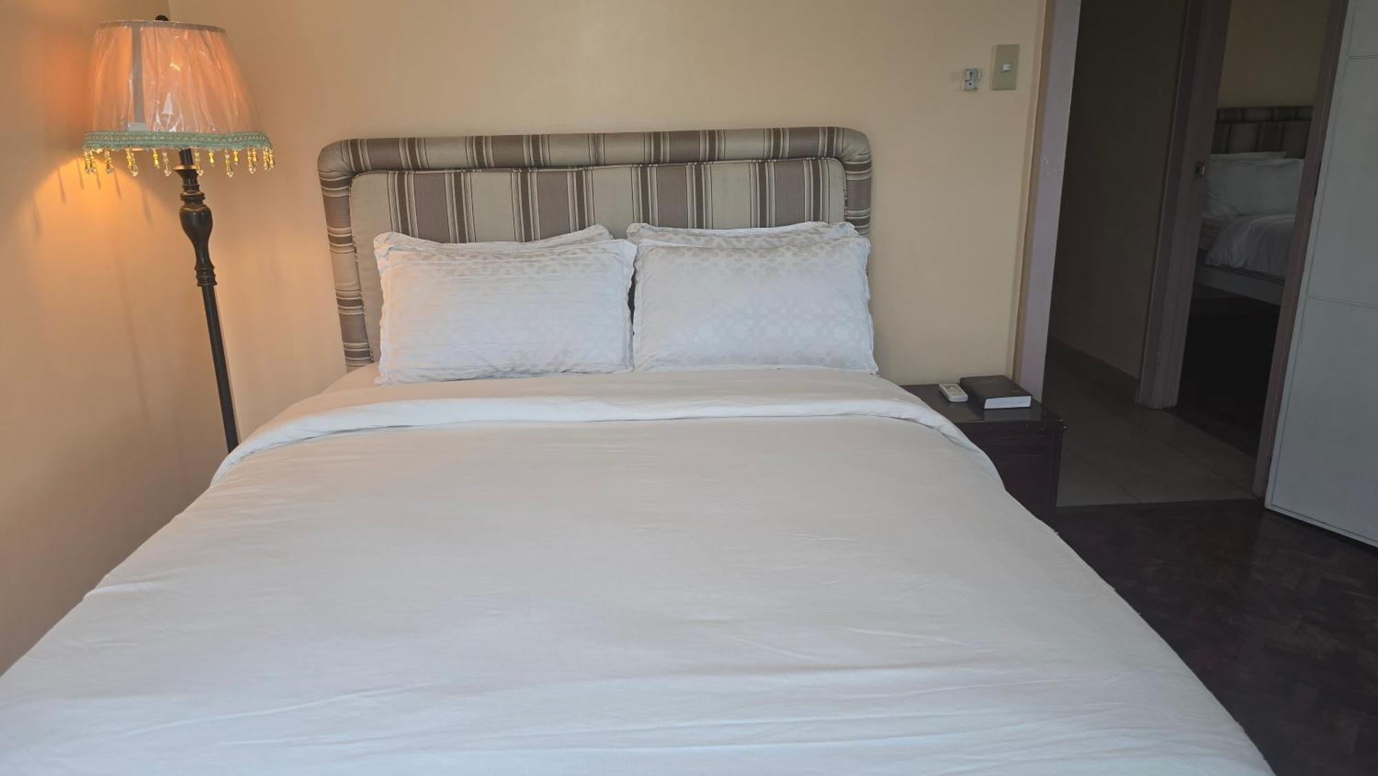 Manila Condotel 2 Bedroom Connected To Robinson Mall By Tripleview Condominium Exteriör bild